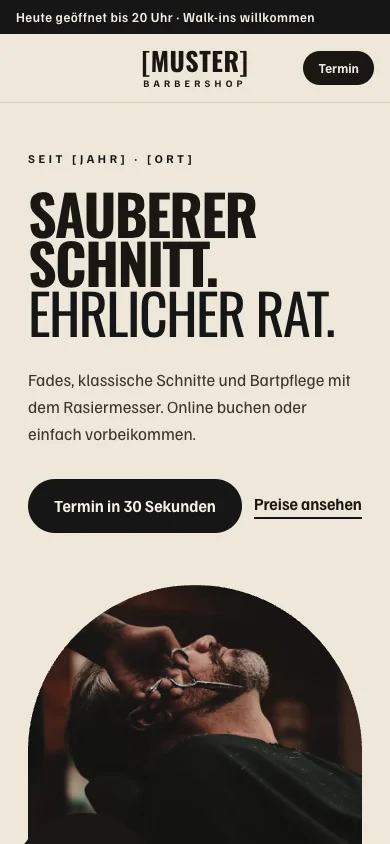 Beispiel-Website Barbershop am Handy